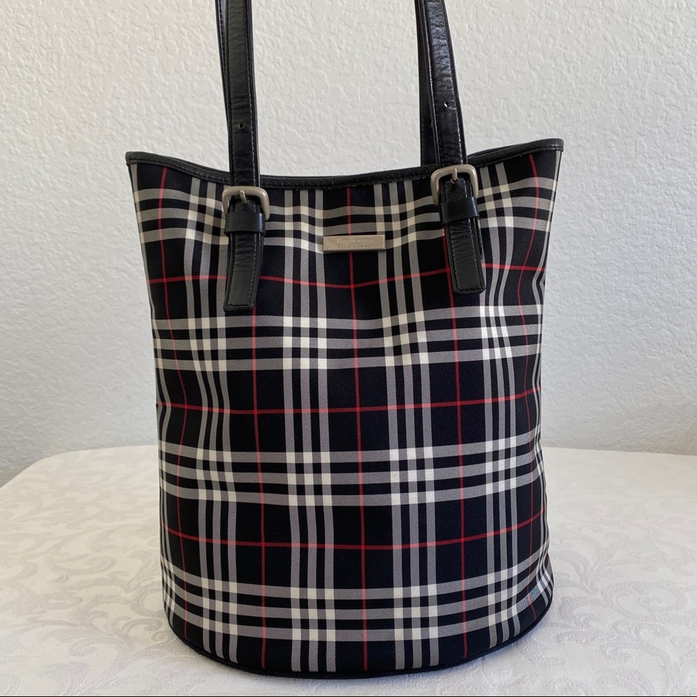 Burberry check nylons tote